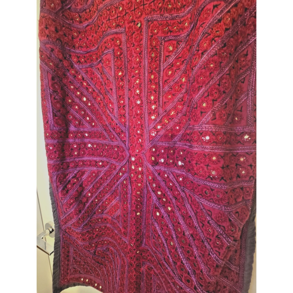 Embroidery Lace Rhinestone Table Runner Cloth Linen Burgundy Gray Boho Indie